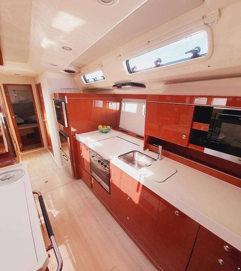 Hanse 505