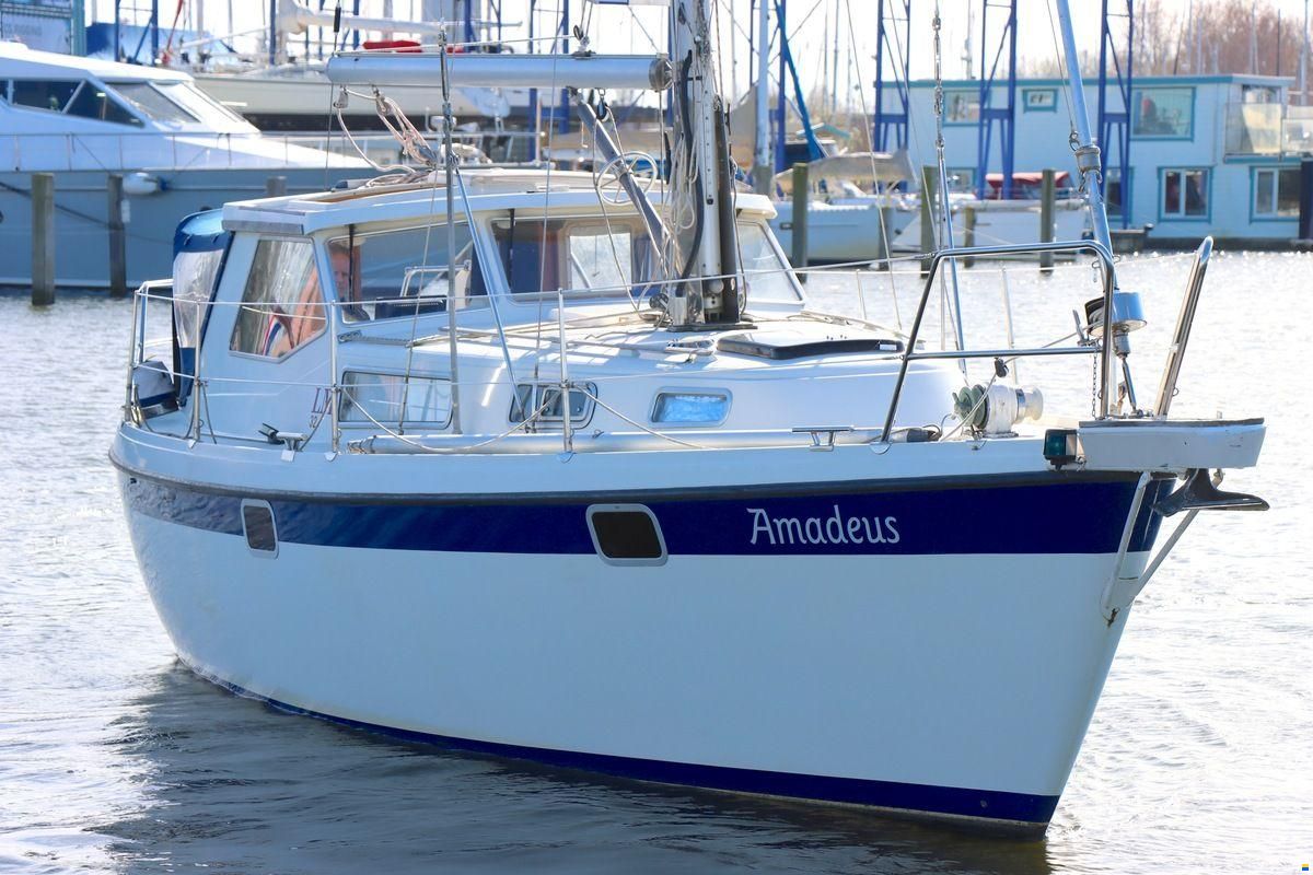 LM 32 Motorsailor