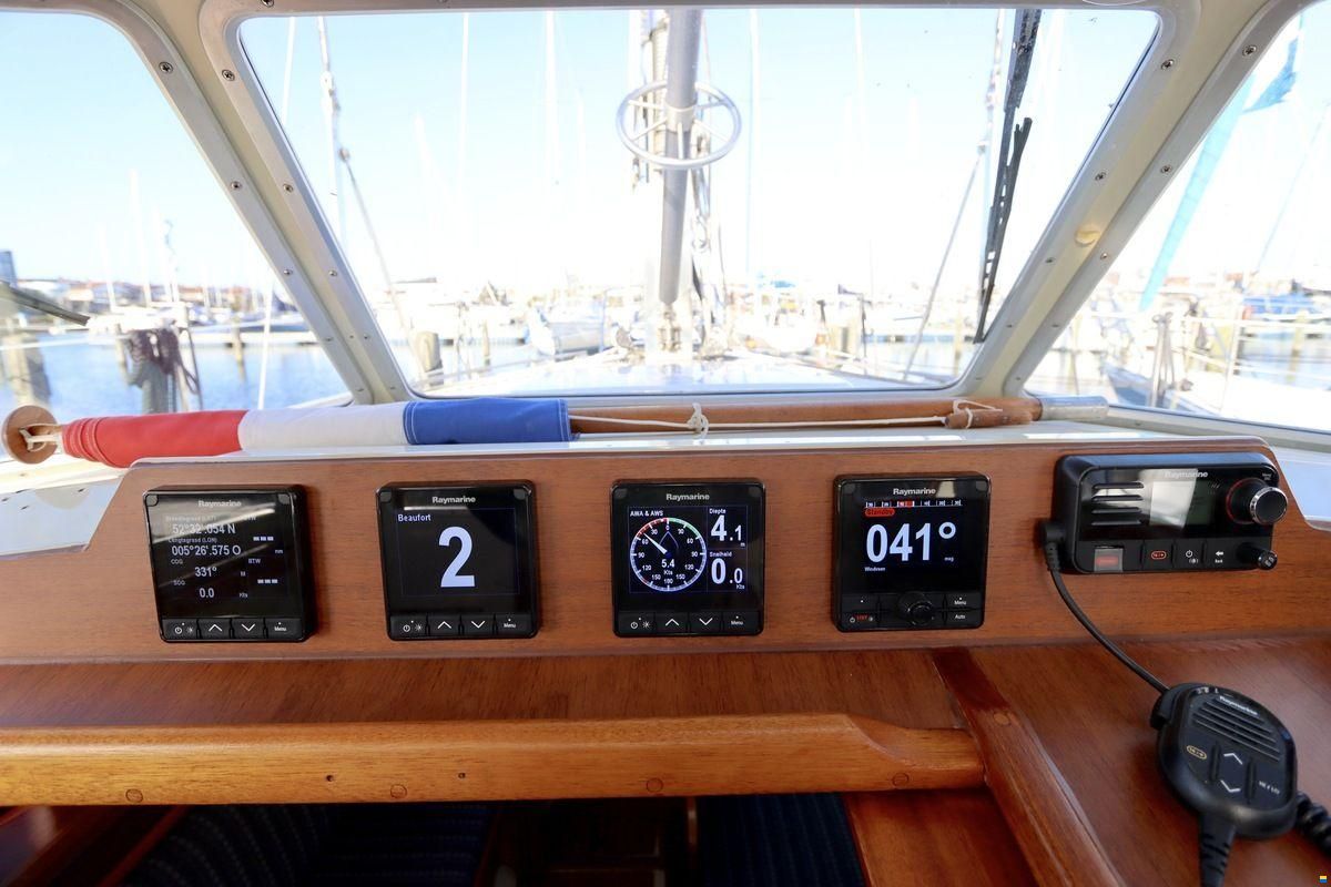 LM 32 Motorsailor