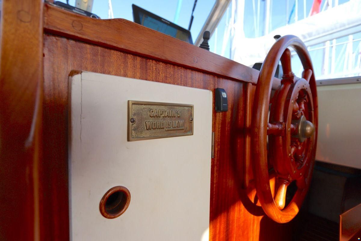 LM 32 Motorsailor