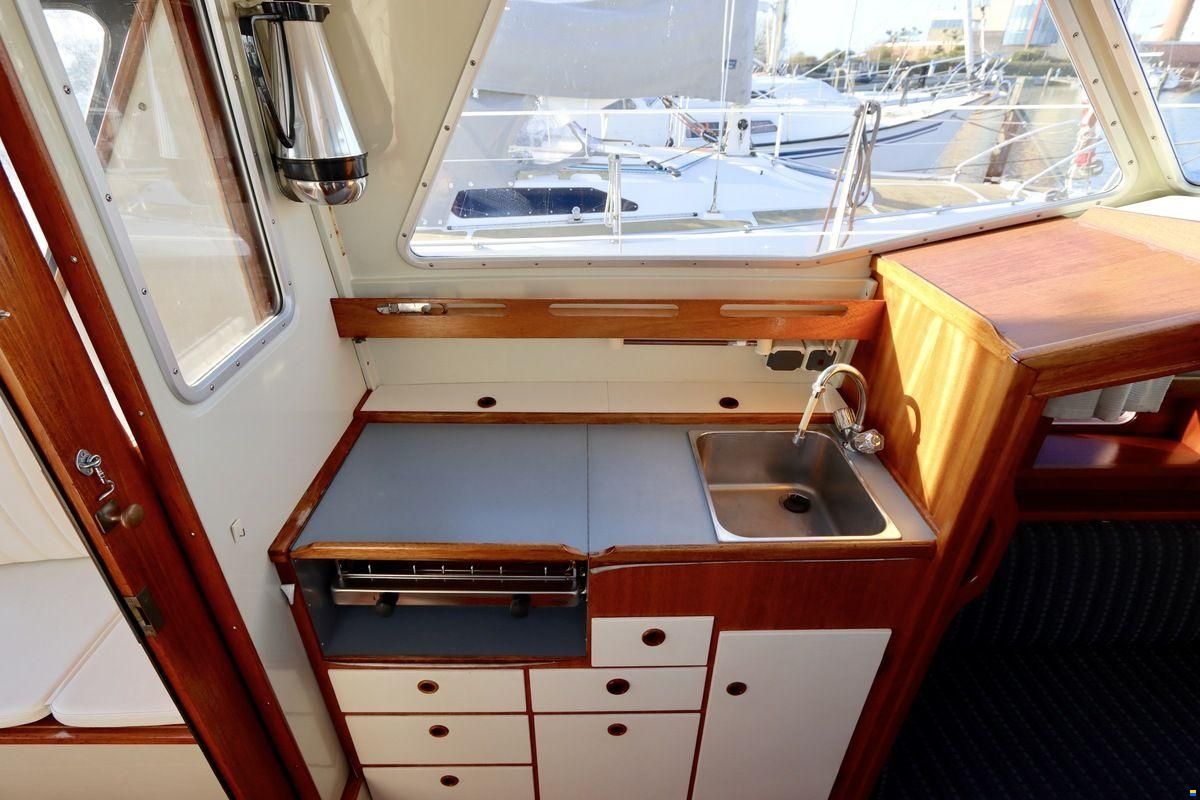 LM 32 Motorsailor