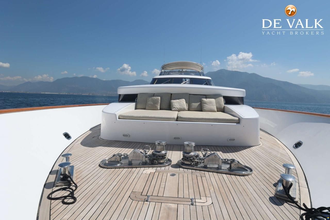 Cantieri di Pisa Akhir 110