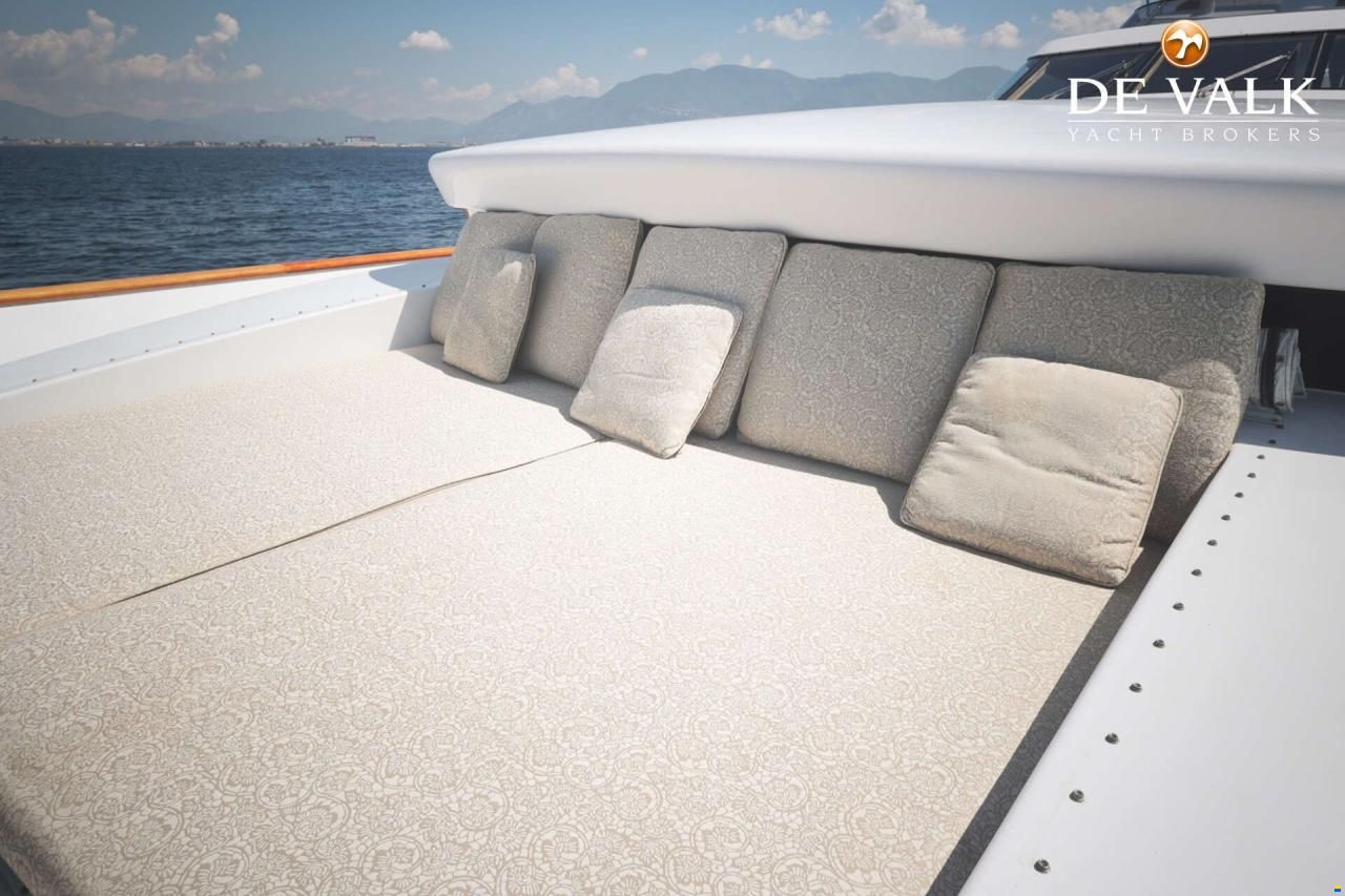 Cantieri di Pisa Akhir 110