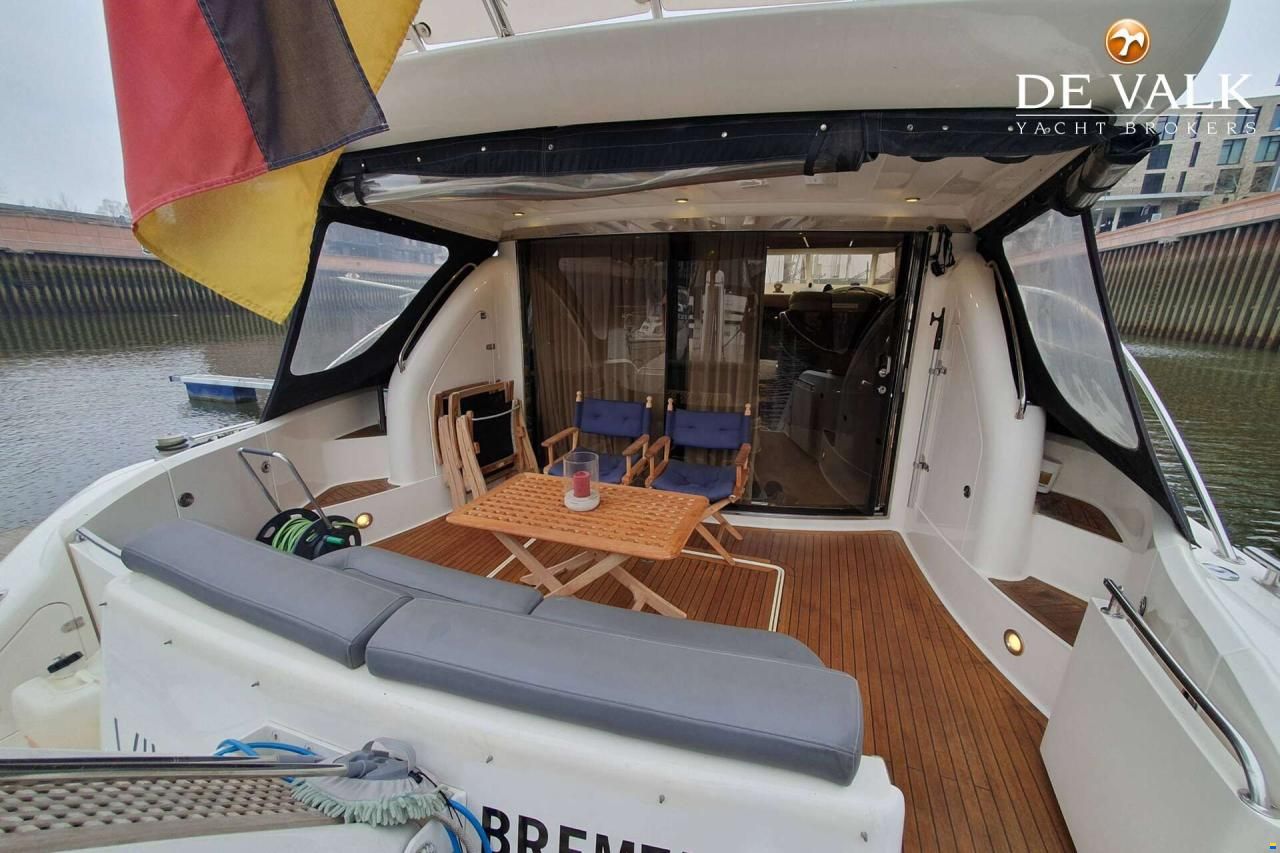 Fairline Squadron 55