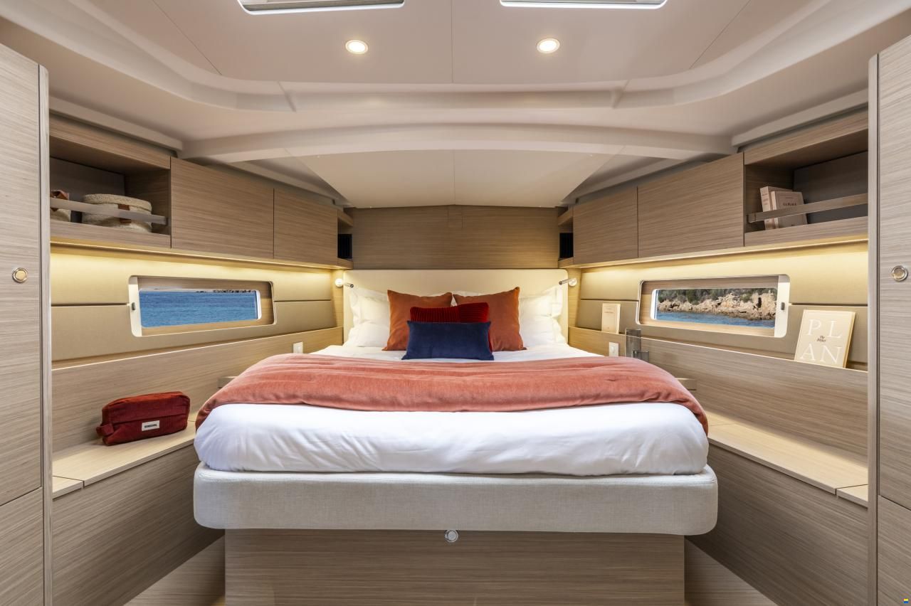 Beneteau Oceanis 47