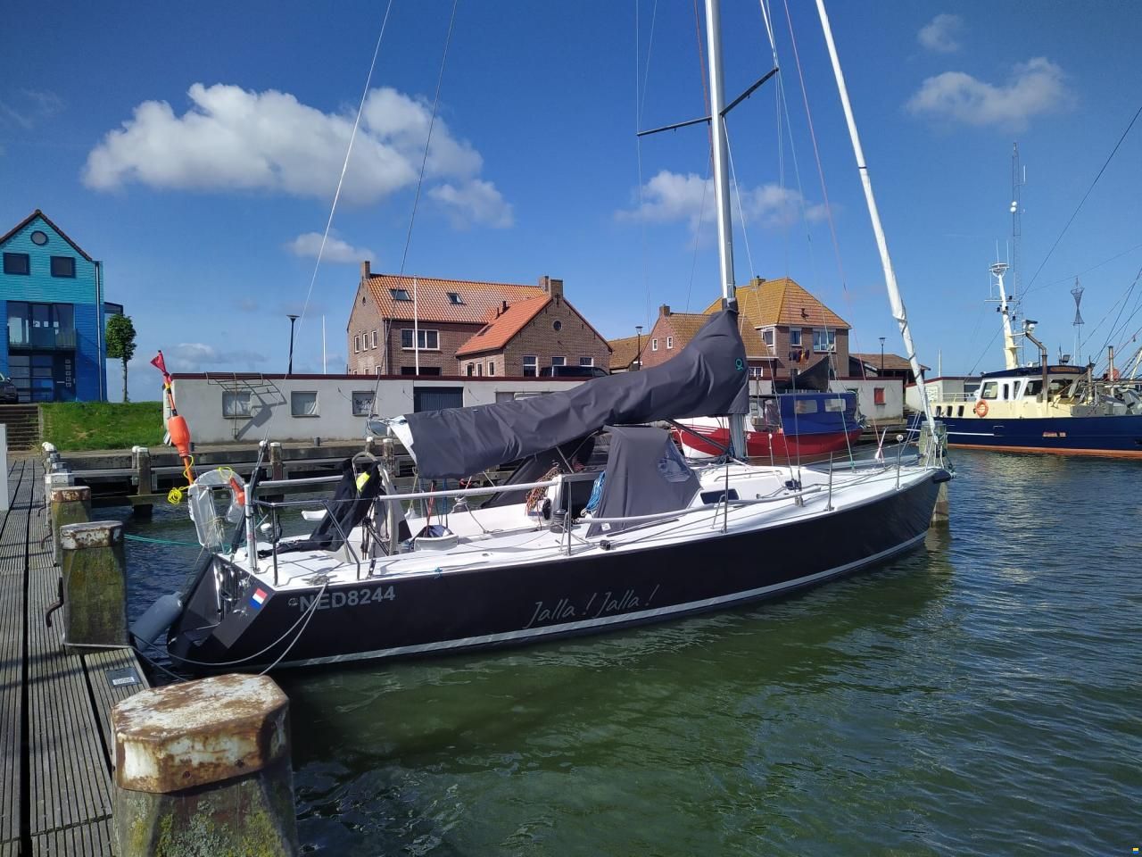J Boats J105
