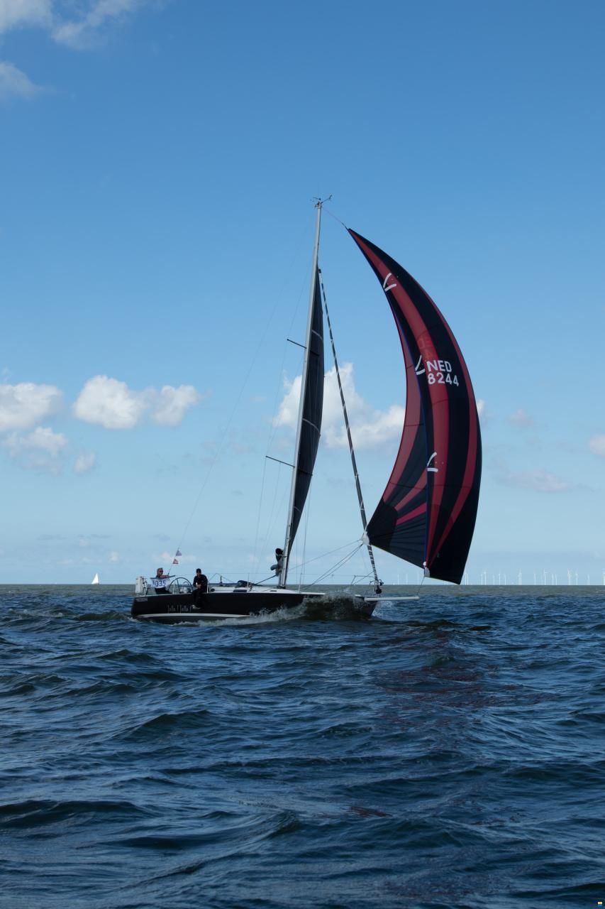 J Boats J105