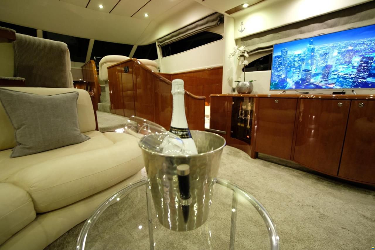 Fairline Squadron 55