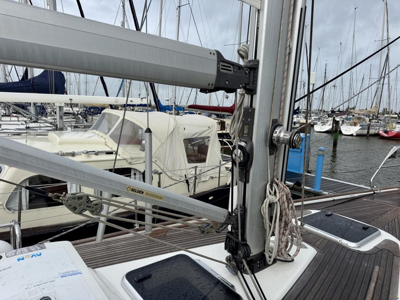 Najad 380