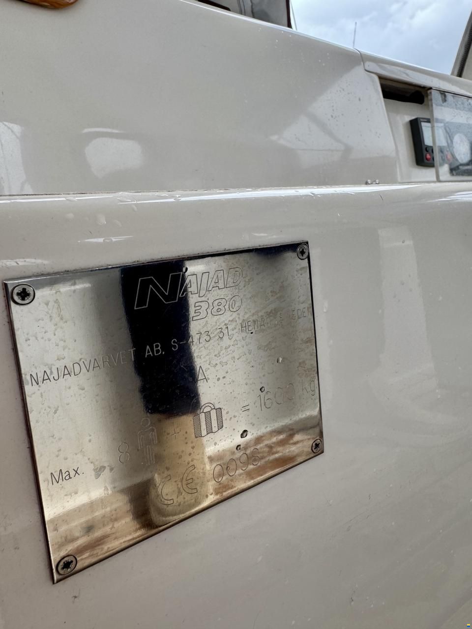 Najad 380