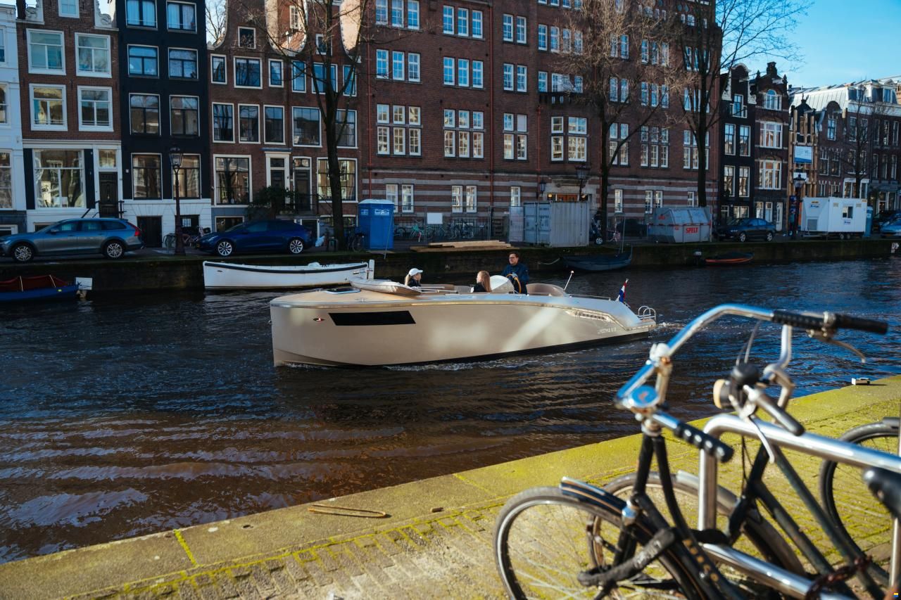 Lifestyle Marine 818 Cabin