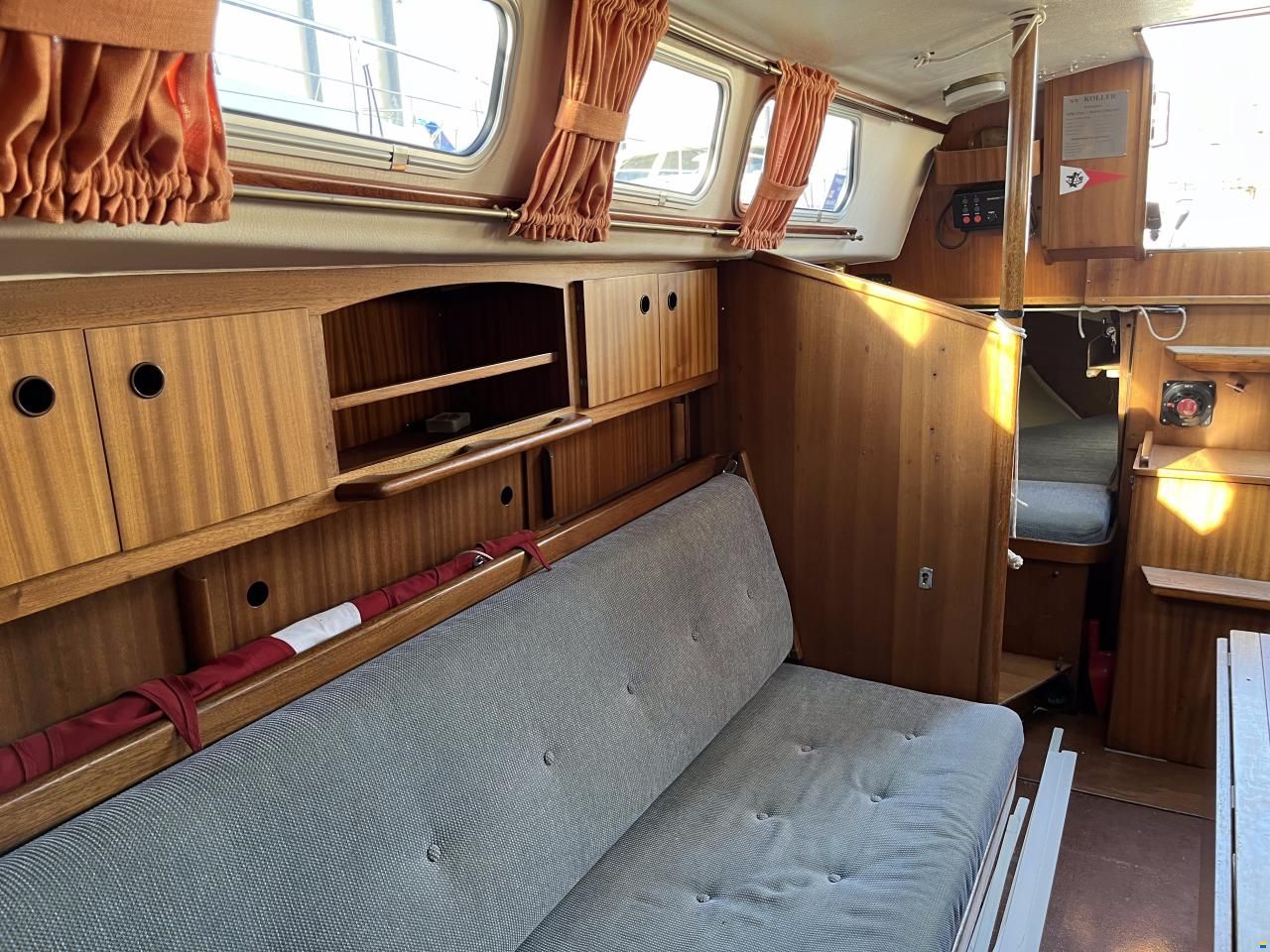 Asmus Hanseat 70B2 (BII)