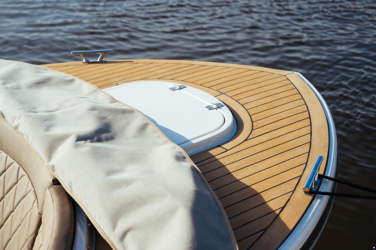Lifestyle Marine 780 Tender