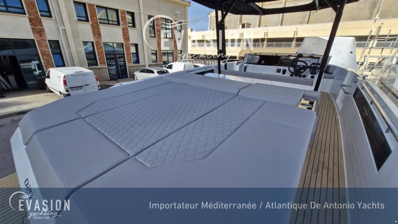 De Antonio D29
