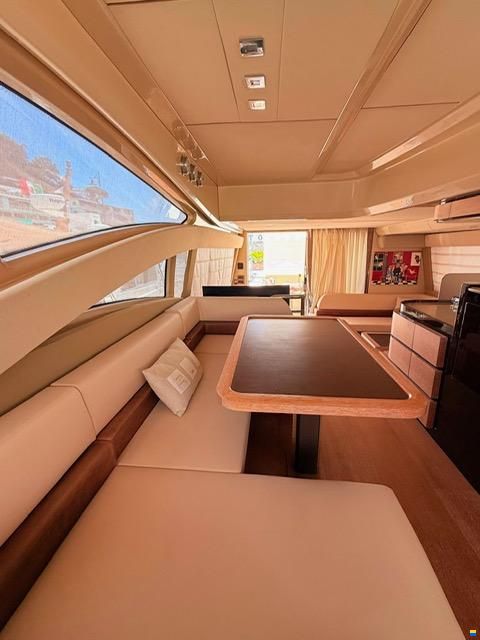 Azimut 58 Fly