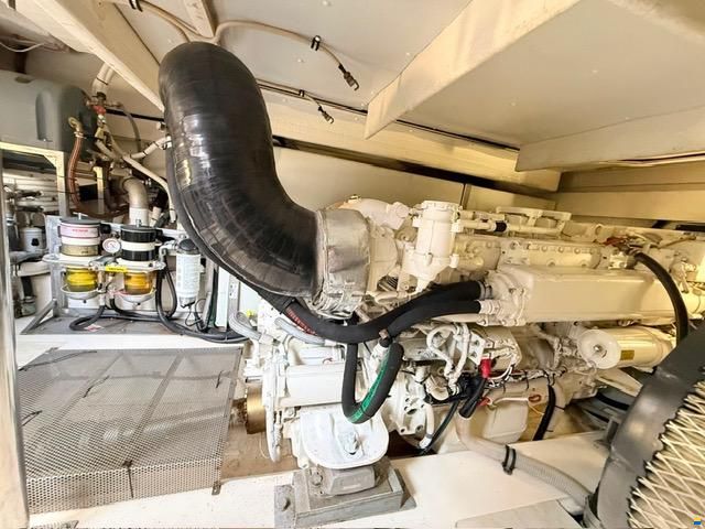 Azimut 58 Fly