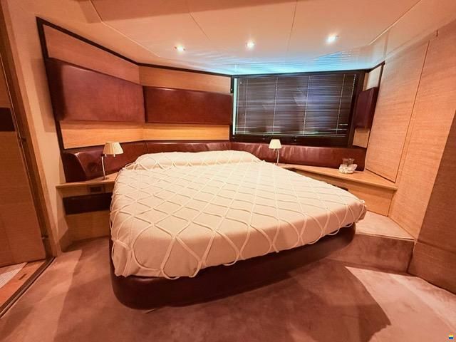 Azimut 58 Fly