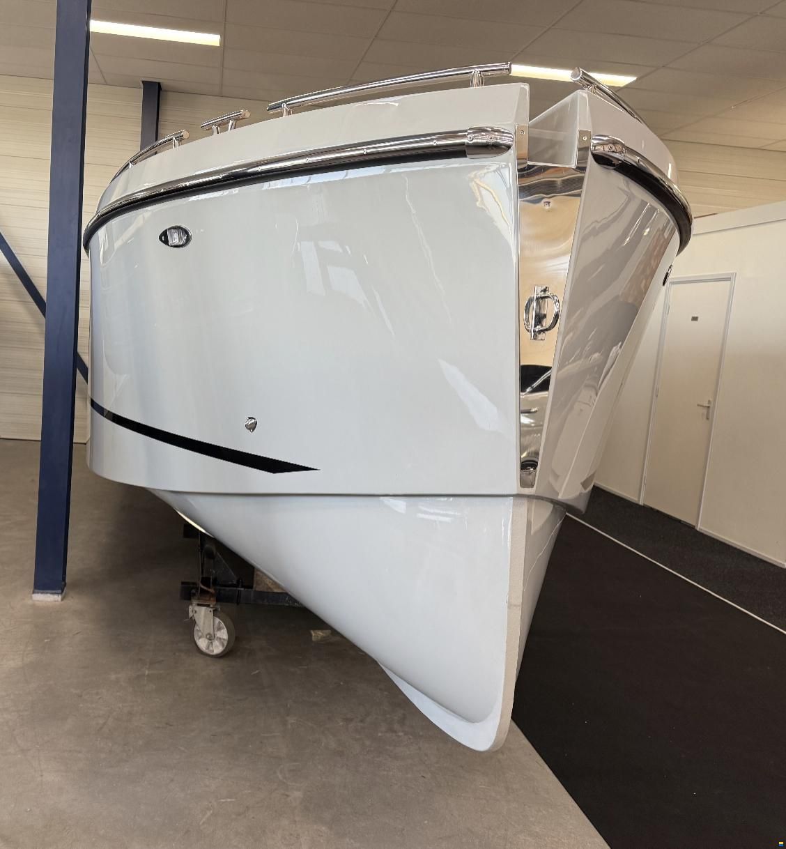 Maxima 700 Sport