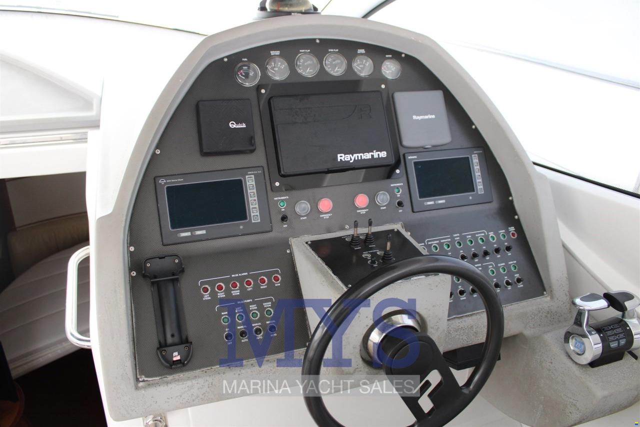Pershing 46'