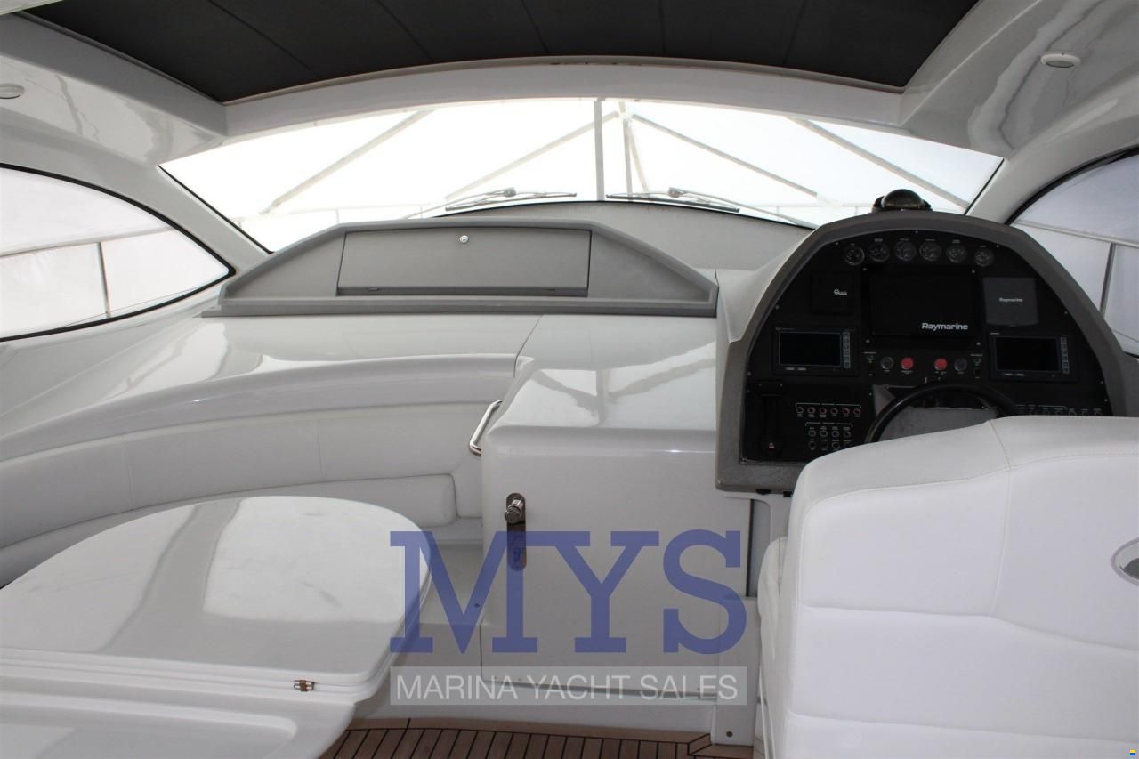 Pershing 46'