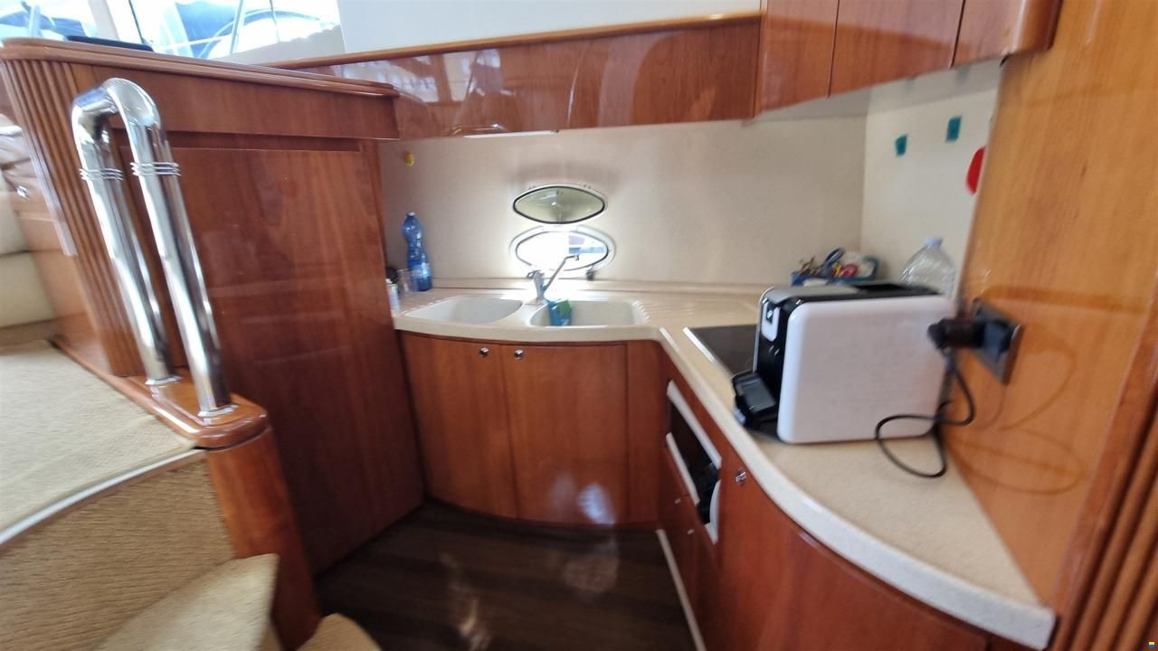 Azimut 42  FLY