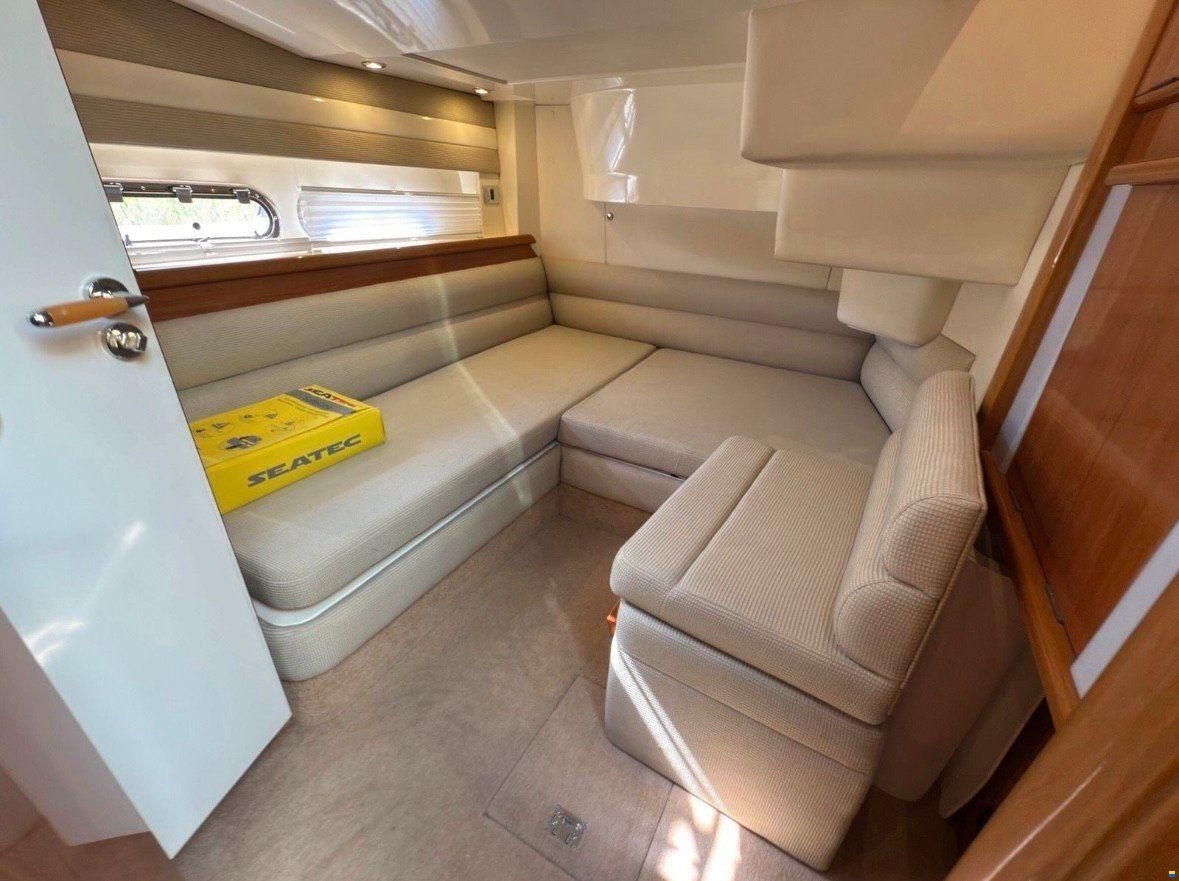Sealine F 42/5