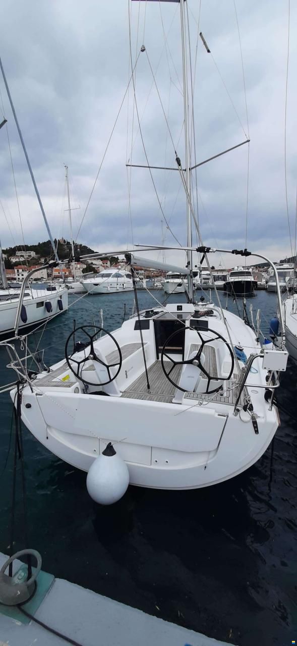 Hanse 315