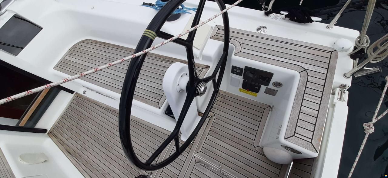 Hanse 315
