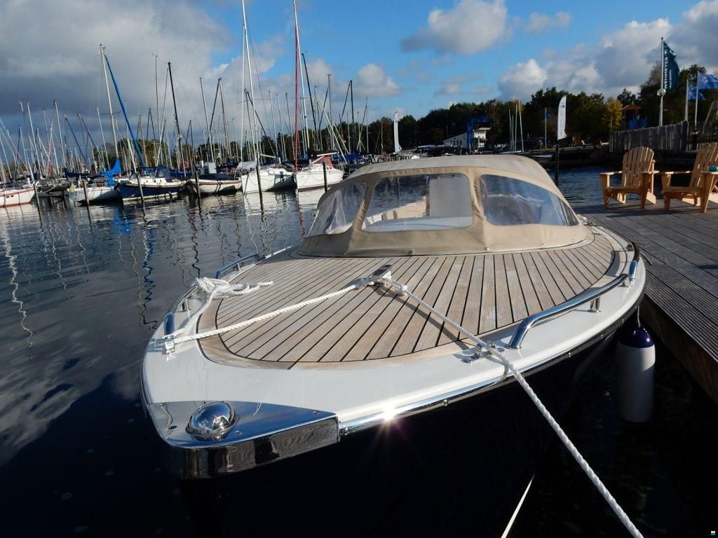AdmiralsTender C28