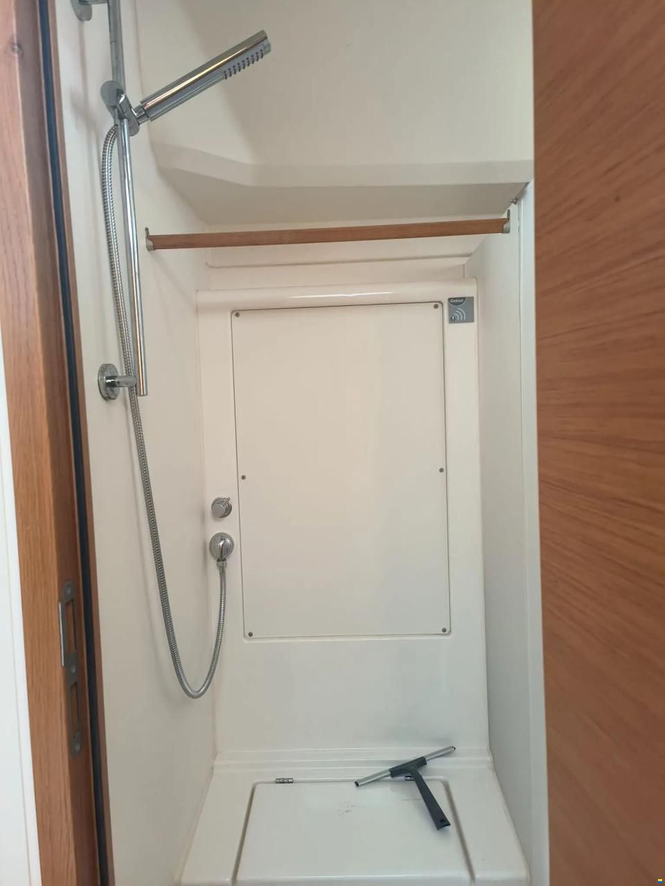 Hanse 588