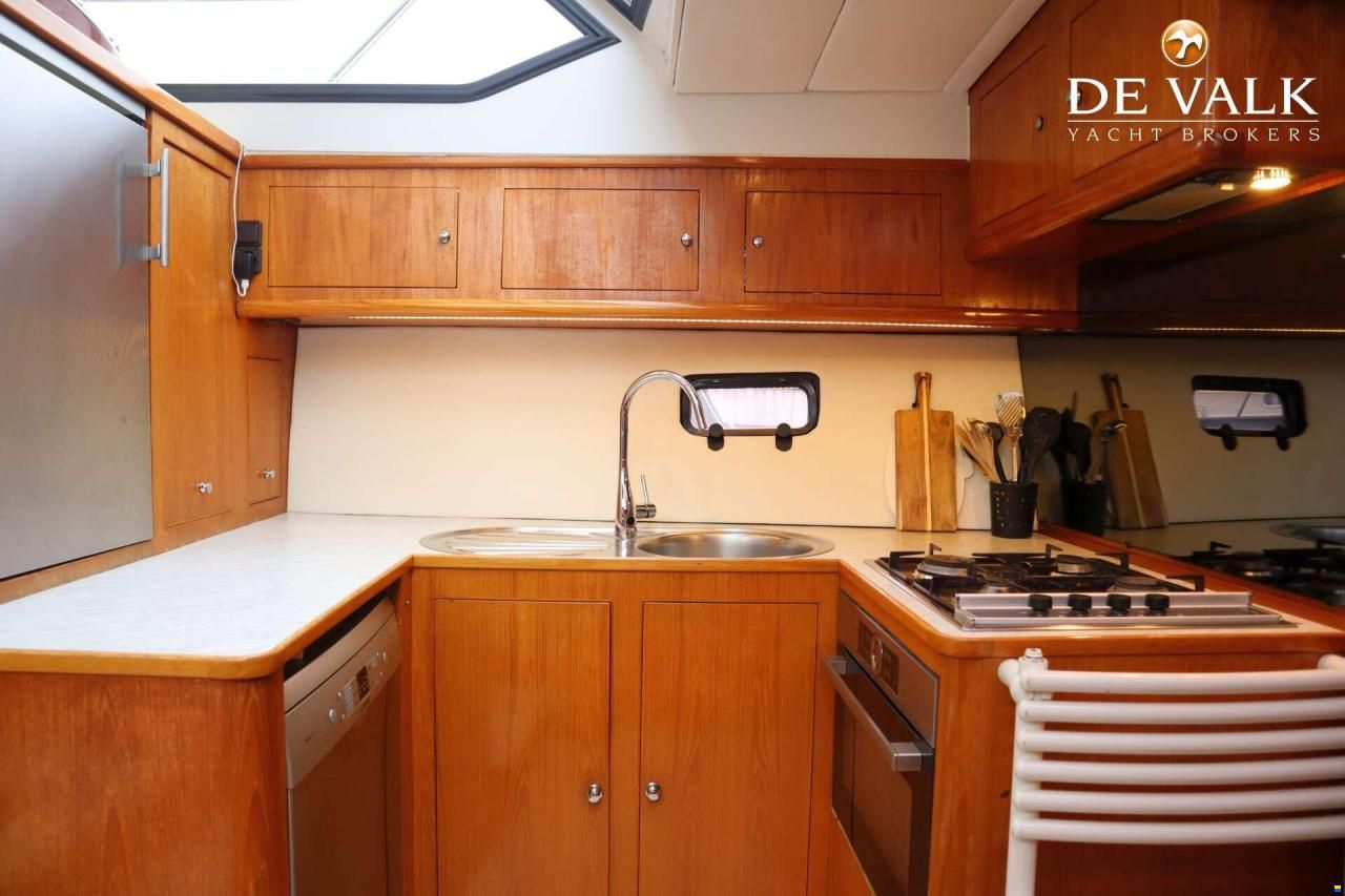 Valk Challenger Royal 48