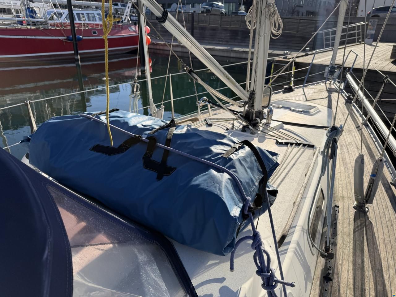 Hanse 331