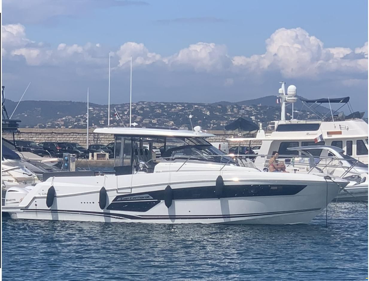 Jeanneau Capcamara 12.5 WA