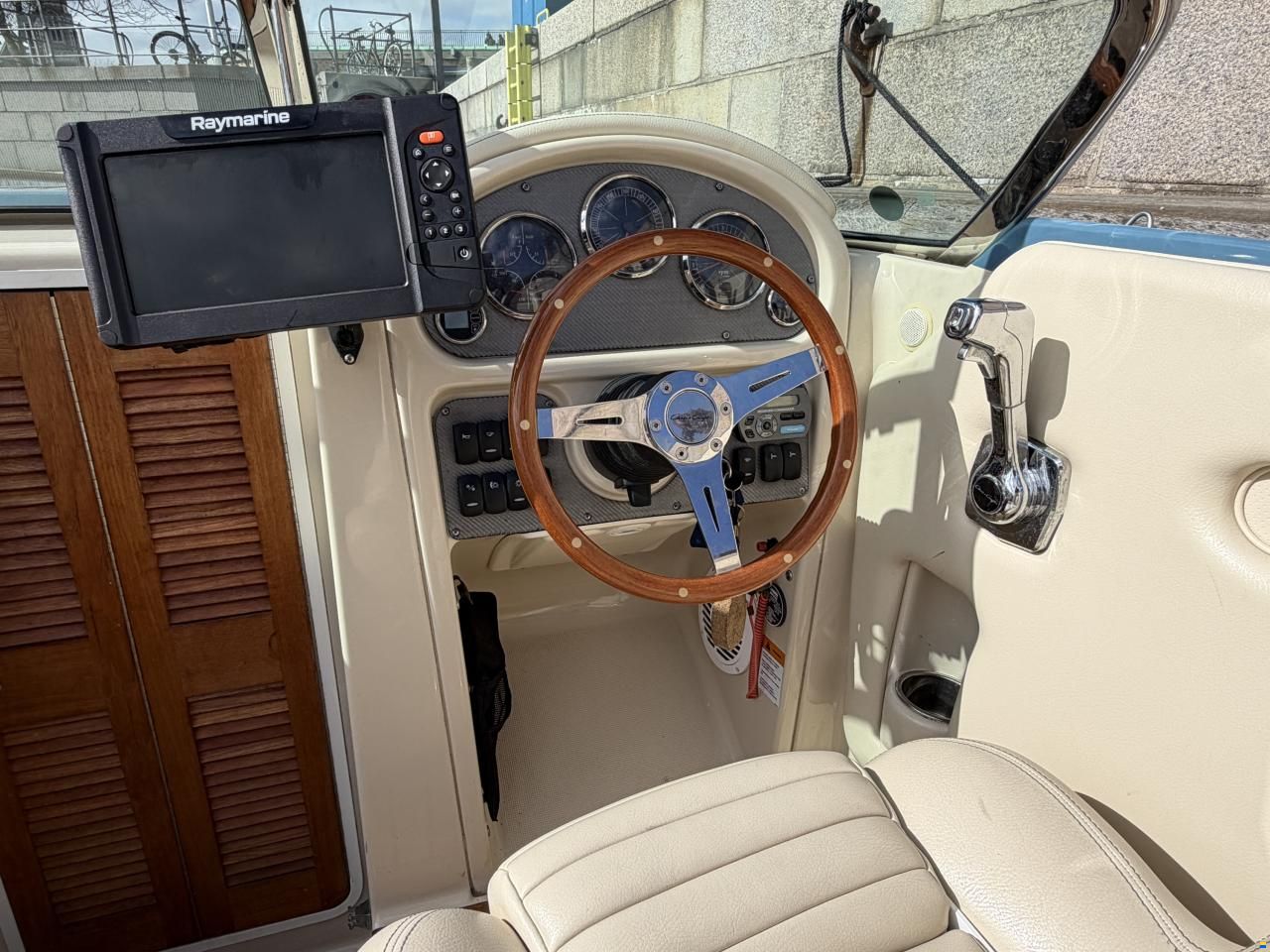 Chris Craft Corsair 25