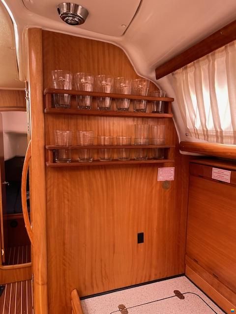 Bavaria 39