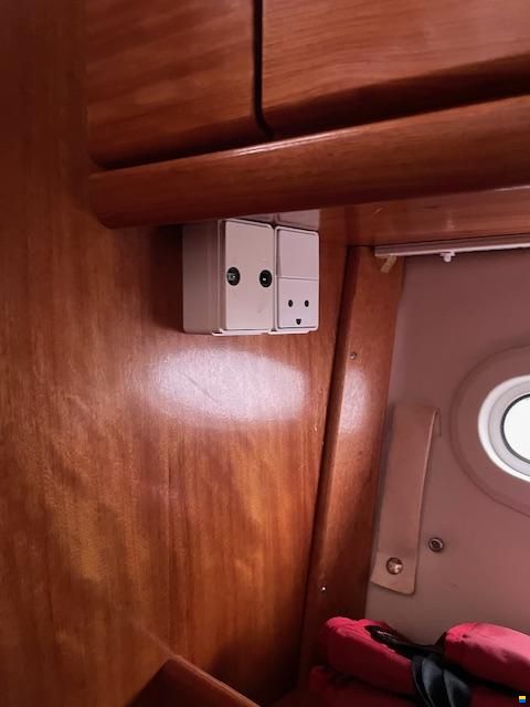 Bavaria 39