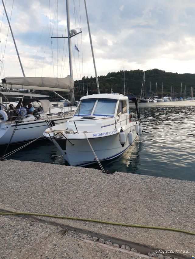 Beneteau Antares 760