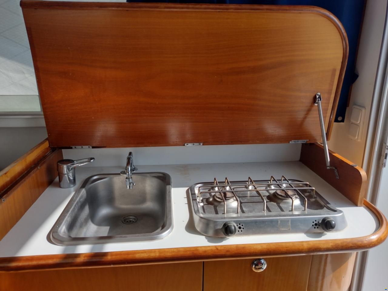 Beneteau Antares 760