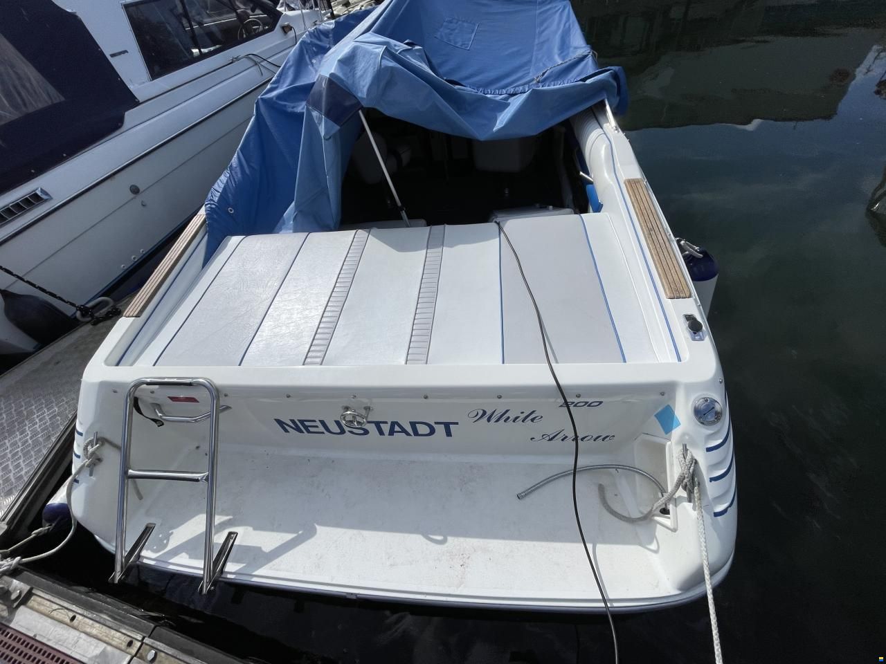 Sea Ray 200 OV