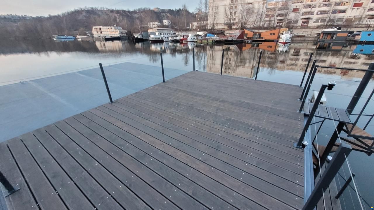 Shiptech Houseboat SCHAB CLUB 12x6m