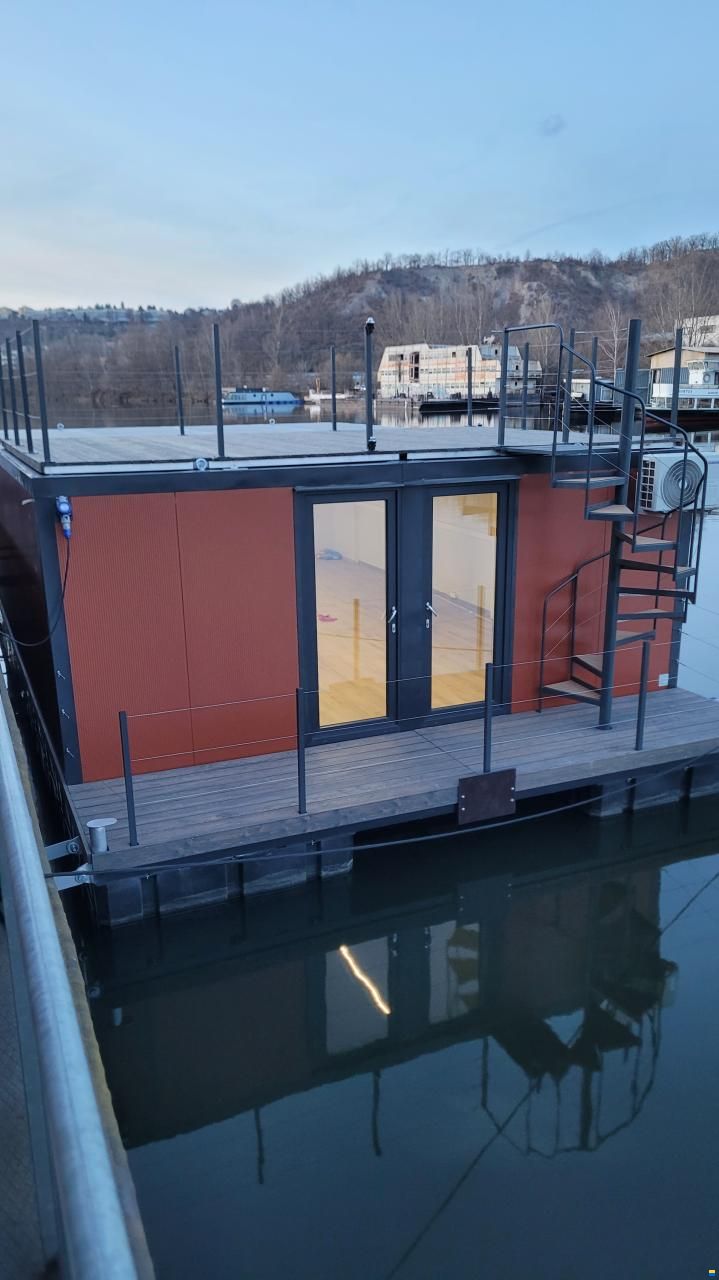 Shiptech Houseboat SCHAB CLUB 12x6m