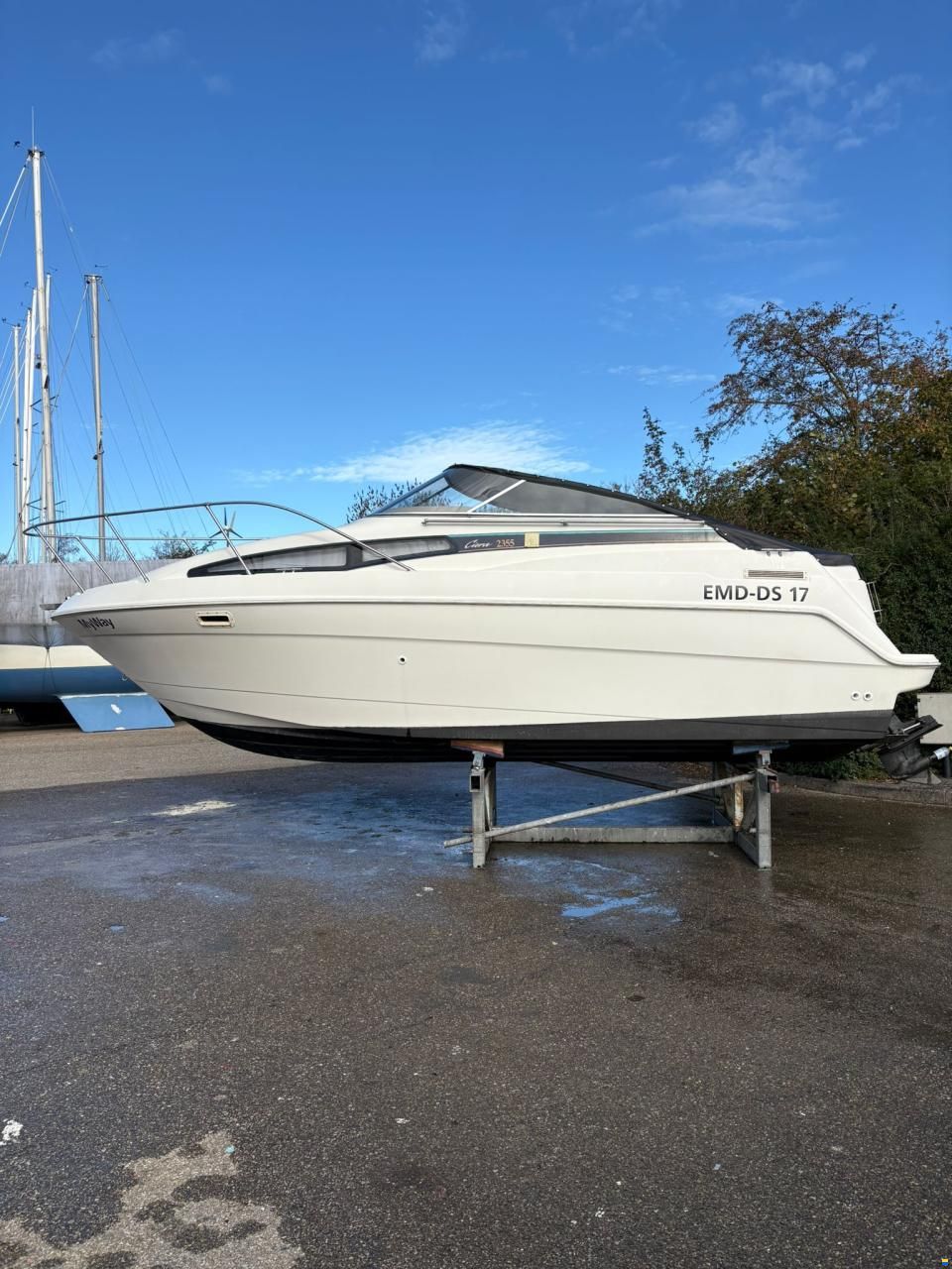 Bayliner 2355