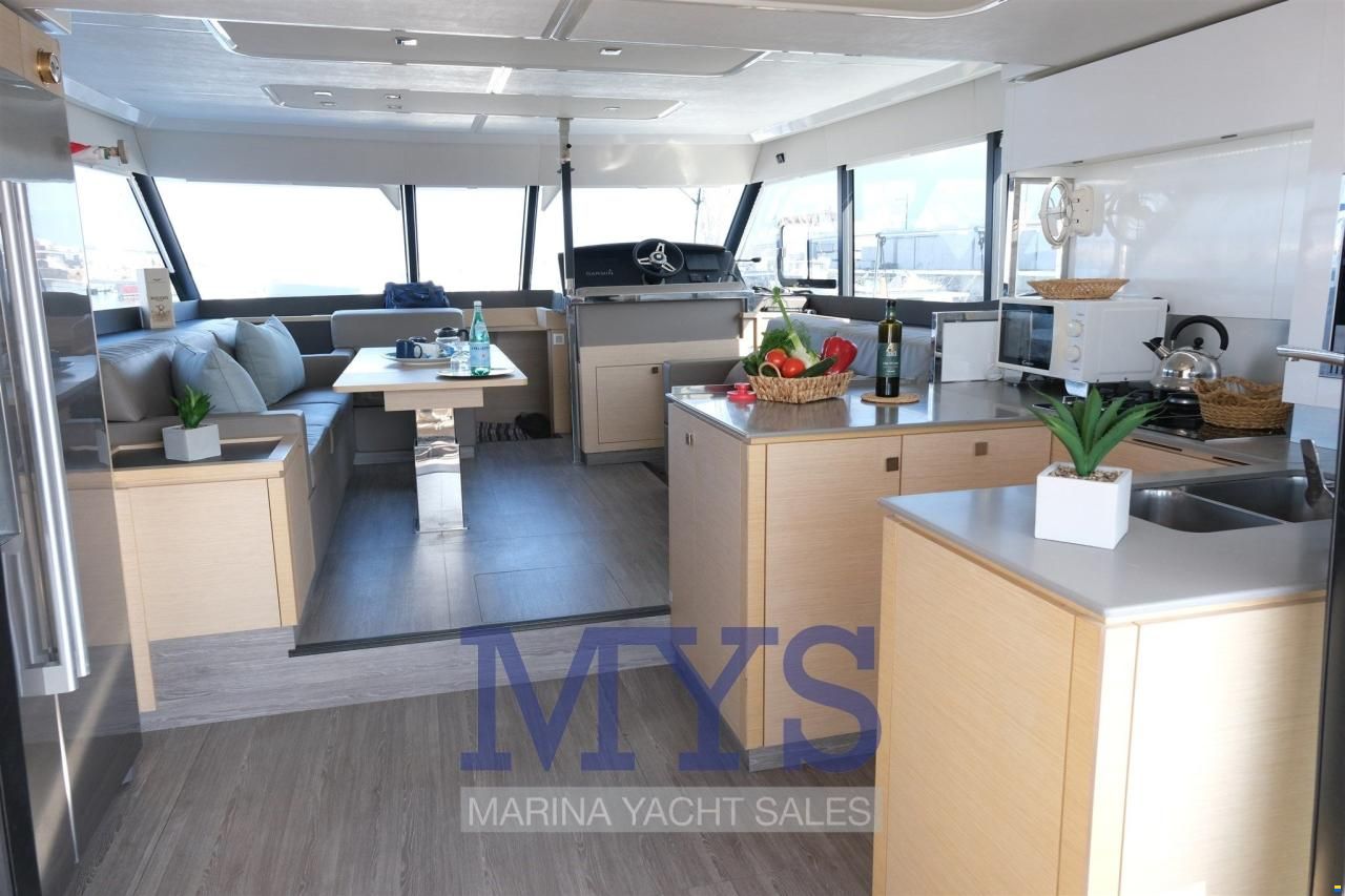 Fountaine Pajot MY 44