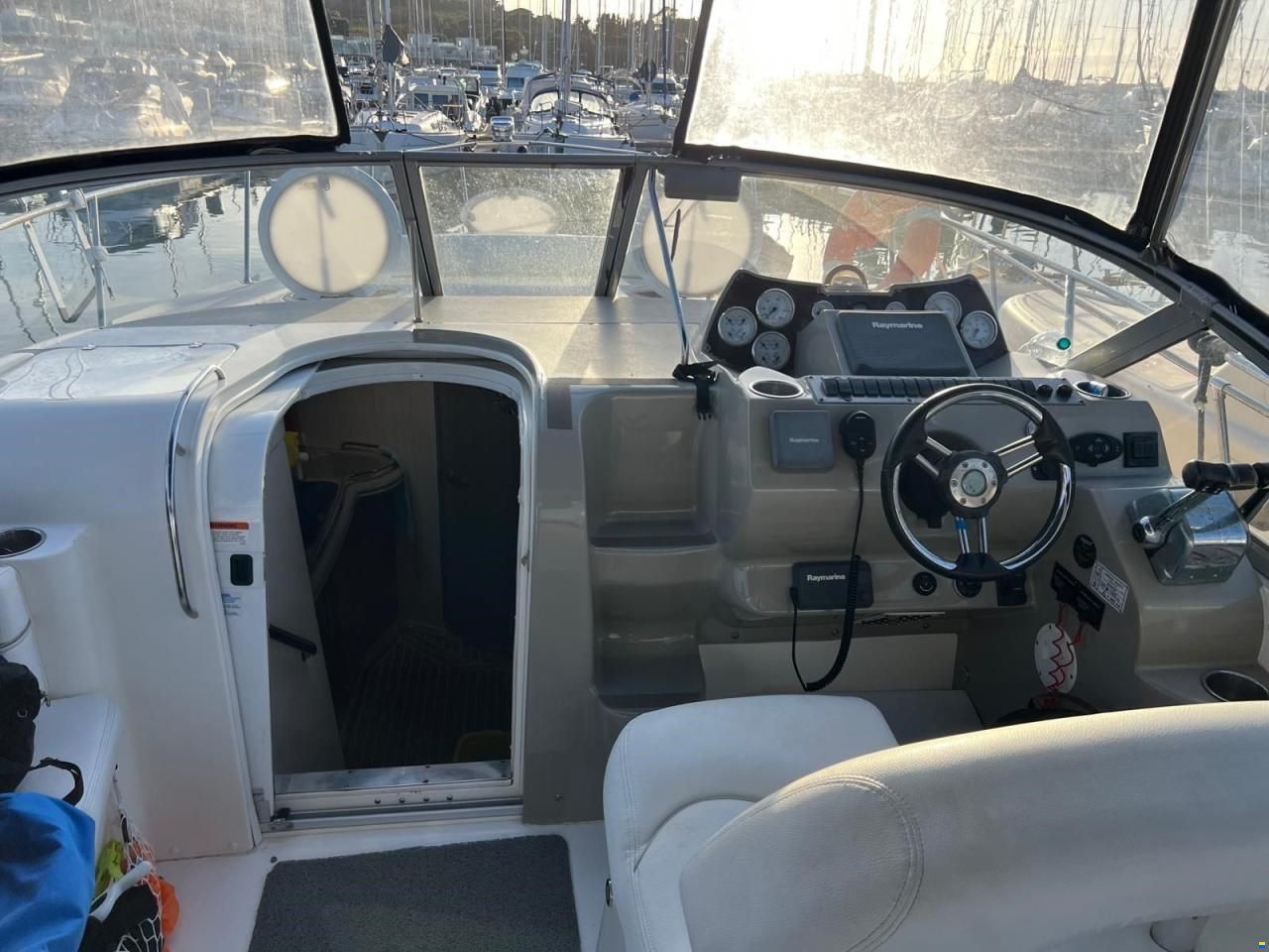 Larson Boats Cabrio 330