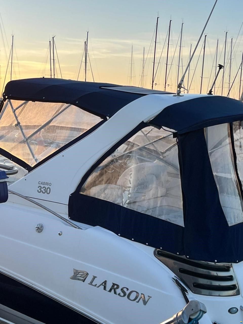 Larson Boats Cabrio 330