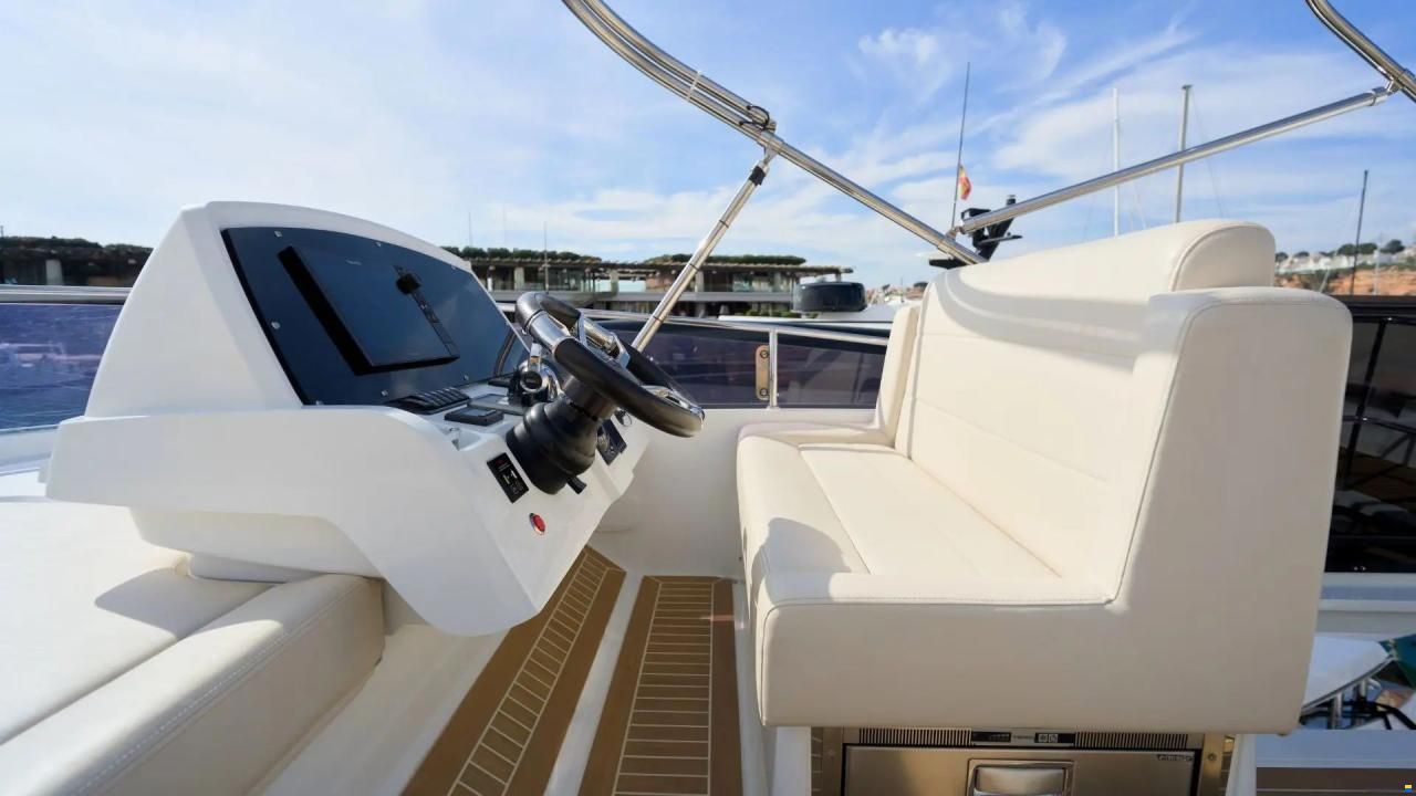 Sealine F530