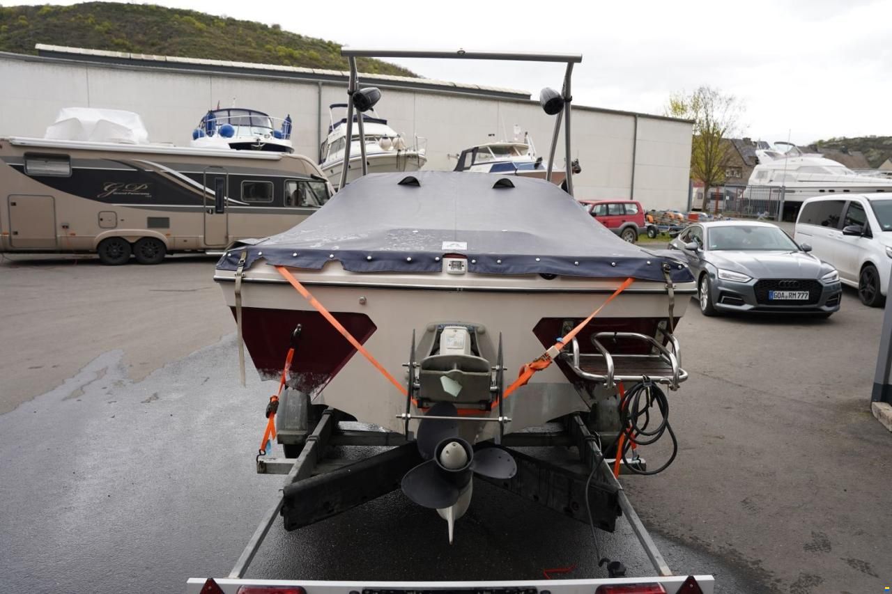 Bayliner MUTINY
