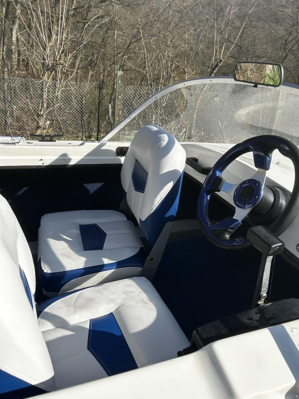 Hille 350 Delphin