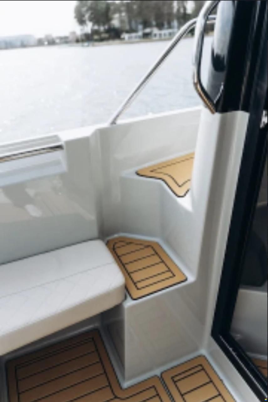 Manara Pilothouse 775 Pleasure