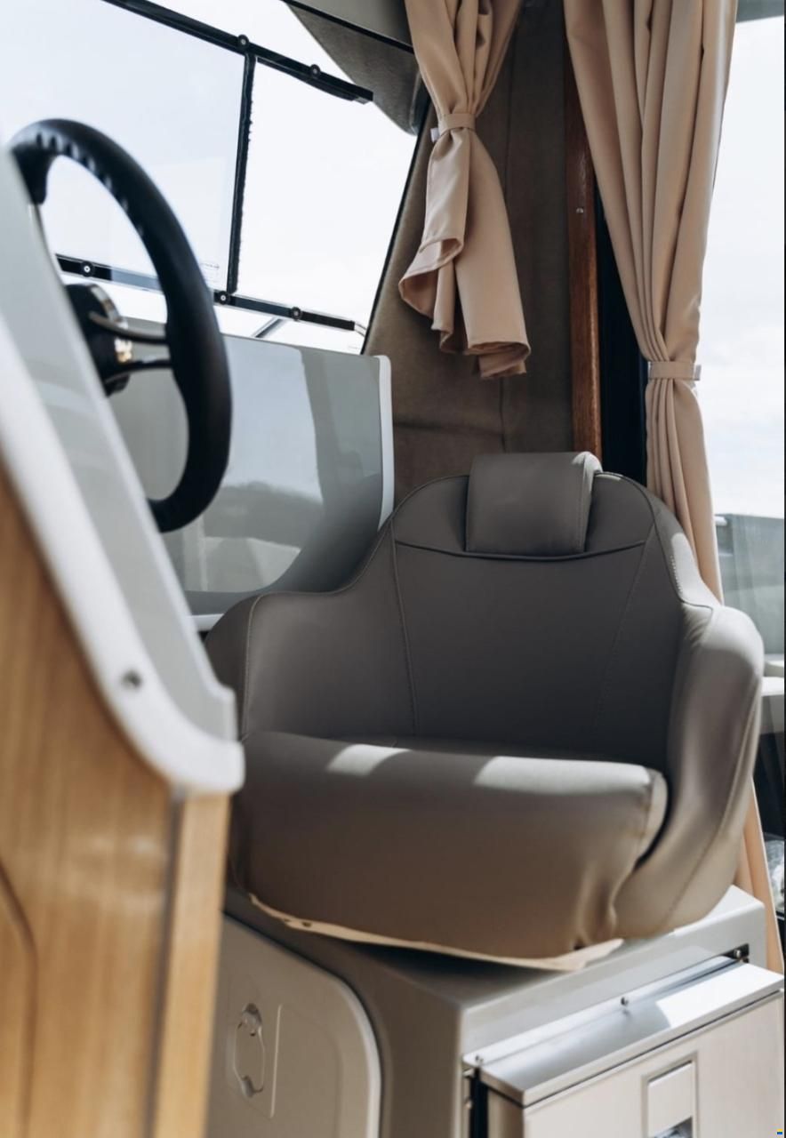 Manara Pilothouse 775 Pleasure